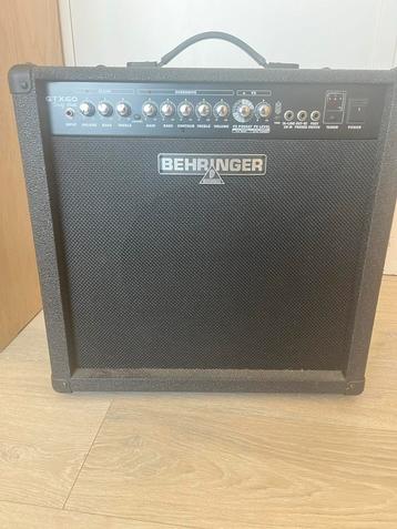 Behringer GTX60 Gitaarversterker 50W + Voetschakelaar beschikbaar voor biedingen