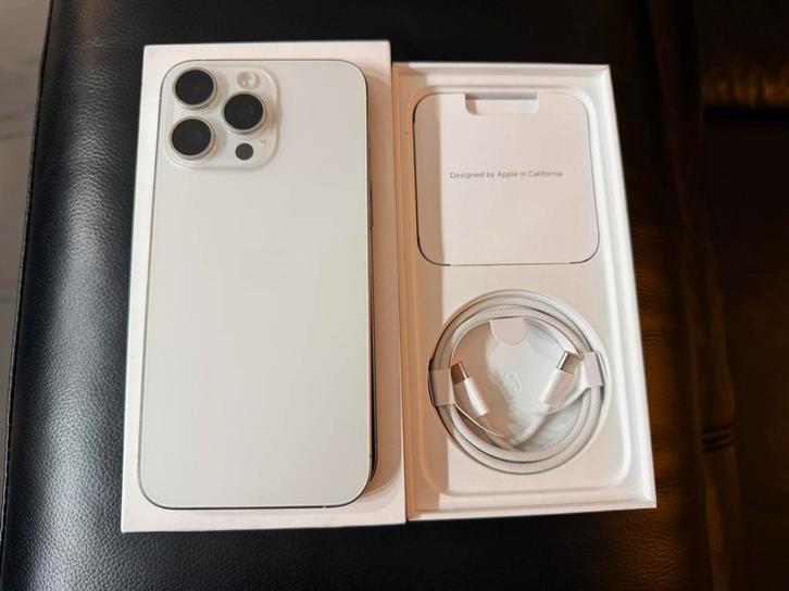 Nette iPhone 15 Pro Max 256gb White Titanium Compleet + Doos, Telecommunicatie, Mobiele telefoons | Apple iPhone, Zo goed als nieuw