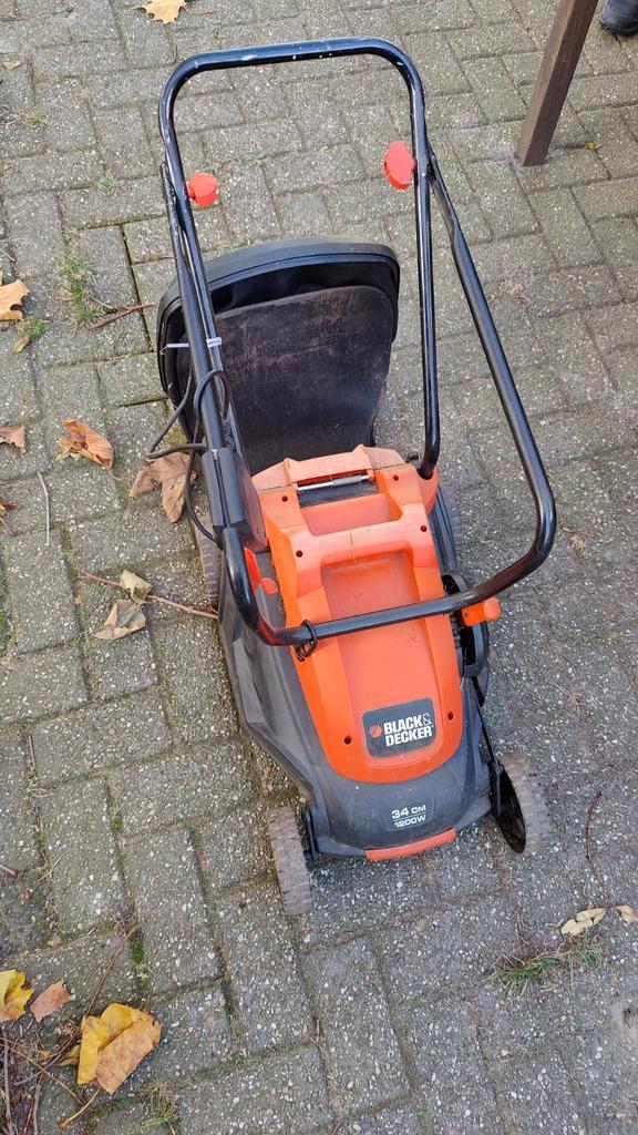Black & Decker Electrische Grasmaaier - Condensator defect, Tuin en Terras, Grasmaaiers, Ophalen