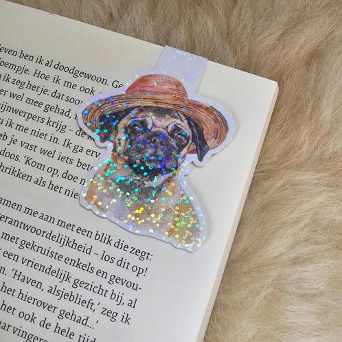 Magnetische boekenlegger mopshond met hoedje glitter, Verzamelen, Boekenleggers, Nieuw, Ophalen of Verzenden
