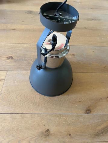 Hanglamp beschikbaar voor biedingen