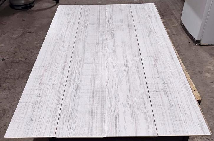 16m2 Egger Beach House laminaat compleet. Opgestapeld., Huis en Inrichting, Stoffering | Vloerbedekking, Zo goed als nieuw, Laminaat