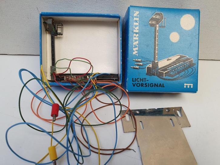 MARKLIN H0 7238 Lichtvoorsein geel/geel op groen/groen OVP, Hobby en Vrije tijd, Modeltreinen | H0, Gebruikt, Rails, Wisselstroom