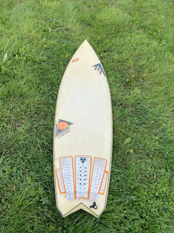 Tomo V4 Rapidfire Surfboard 6'2 beschikbaar voor biedingen