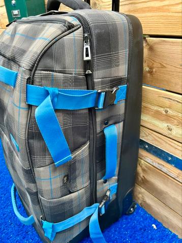 Burton rol koffer 70x38x40 perfecte staat sportief multifunc beschikbaar voor biedingen