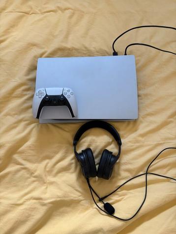 Playstation 5 digital edition met controller & headset beschikbaar voor biedingen