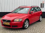Volvo V50 2.4 - 170 Pk - 2007 - Trekhaak - Nieuwe APK, Voorwielaandrijving, 74 €/maand, 700 kg, Electronic Stability Program (ESP)