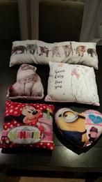 5 stuks Kinder Kussentjes - diverse vormen en kleuren!, Ophalen of Verzenden, Zo goed als nieuw, Kleed of Kussen