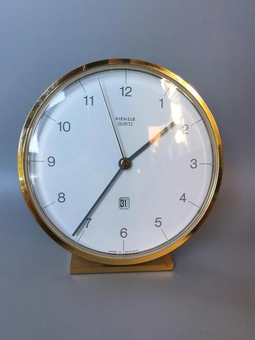 Kienzle quartz retro vintage klok met dag kalender MCM, Antiek en Kunst, Kunst | Designobjecten, Verzenden