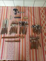 MOET WEG Bestek set met broodmes., Huis en Inrichting, Keuken | Bestek, Gebruikt, Ophalen of Verzenden, Rvs of Chroom, Vaatwasserbestendig