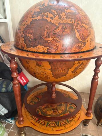 ITALIAANSE bar globe wereldbol barglobe minibar globebar beschikbaar voor biedingen