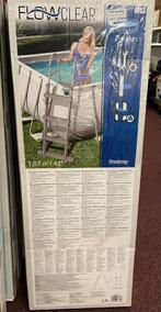Ladder trap zwembad tot 107cm, Ophalen, Nieuw, Ladder