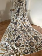 Prachtig Suzini wol geborduurd gordijn, Ophalen of Verzenden