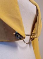 Pinko cropped blazer met strass knoopjes, Pinko, Ophalen of Verzenden, Zo goed als nieuw, Maat 36 (S)