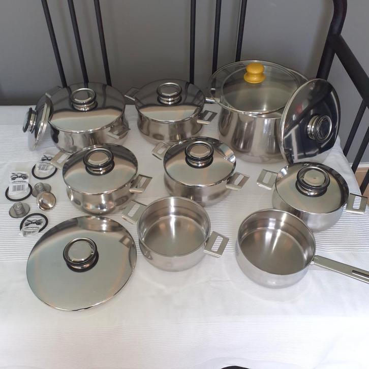 Pannenset Demeyere, Huis en Inrichting, Keuken | Potten en Pannen, Gebruikt, Pannenset, Rvs, Ophalen