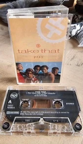 Take That - Pray cassette single, Cd's en Dvd's, Cassettebandjes, Gebruikt, Origineel, Pop, 1 bandje, Ophalen of Verzenden