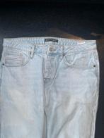 Spijkerbroek Distrikt maat 32, Blauw, W32 (confectie 46) of kleiner, Ophalen of Verzenden, Zo goed als nieuw