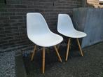2 Stoelen, modern wit, Huis en Inrichting, Stoelen, Ophalen, Kunststof, Gebruikt, Twee