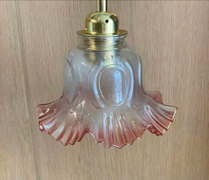 Vintage Roze Glazen lamp kapjes uit Frankrijk, Huis en Inrichting, Lampen | Hanglampen, Gebruikt, Minder dan 50 cm, Glas, Ophalen of Verzenden
