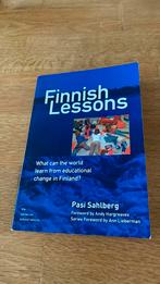 Pasi Sahlberg, Finnisch Lessons, Ophalen of Verzenden, Zo goed als nieuw