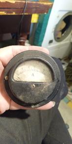 Ronde Ampèremeter tot 2 Ampère, Antiek en Kunst, Antiek | Gereedschap en Instrumenten, Ophalen of Verzenden