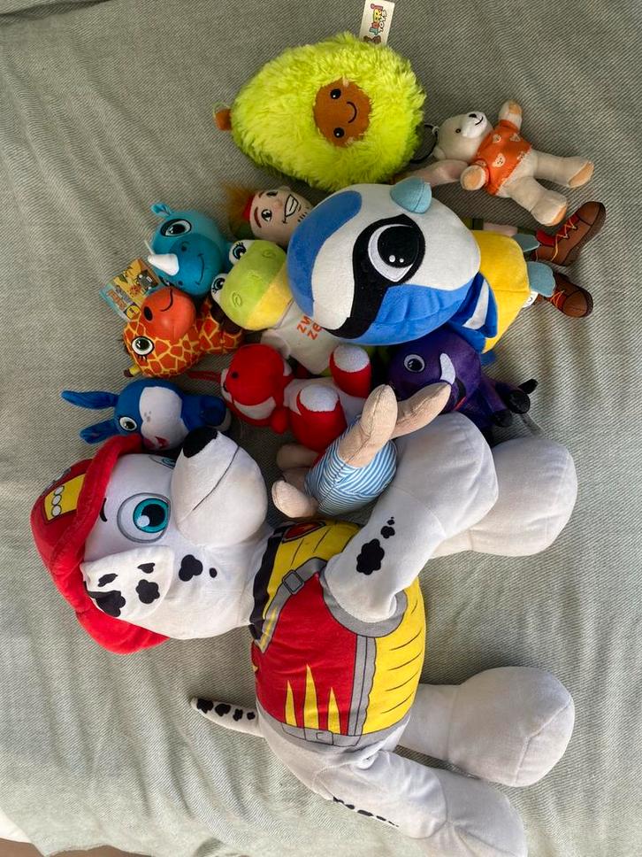 Knuffelbeestjes verzameling, Kinderen en Baby's, Speelgoed | Knuffels en Pluche, Zo goed als nieuw, Overige typen, Ophalen