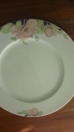Porselein groot plat bord, Ophalen of Verzenden