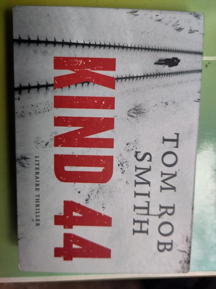 Tom Rob Smith - Kind 44, Boeken, Thrillers, Zo goed als nieuw, Ophalen of Verzenden