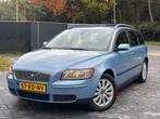 Volvo V50 2.4 Momentum/Airco/Cruise/LPG/Trekhaak/PDC, Auto's, Volvo, Voorwielaandrijving, Origineel Nederlands, 1500 kg, Te koop