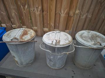 Vintage Metalen Afvalemmers met Deksel - Set van 3 beschikbaar voor biedingen