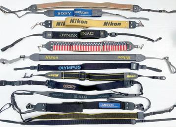 Camera straps (Nikon, Olympus, Contax, Minolta, Zenit e.a.) beschikbaar voor biedingen