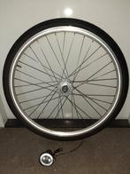 Voorwiel 28inch met naafdynamo, Fietsen en Brommers, Fietsonderdelen, Ophalen, Zo goed als nieuw, Algemeen, Band