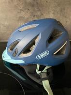 Fietshelm van Abus met verlichting (achter) + Abus winterkit, Ophalen of Verzenden, Zo goed als nieuw