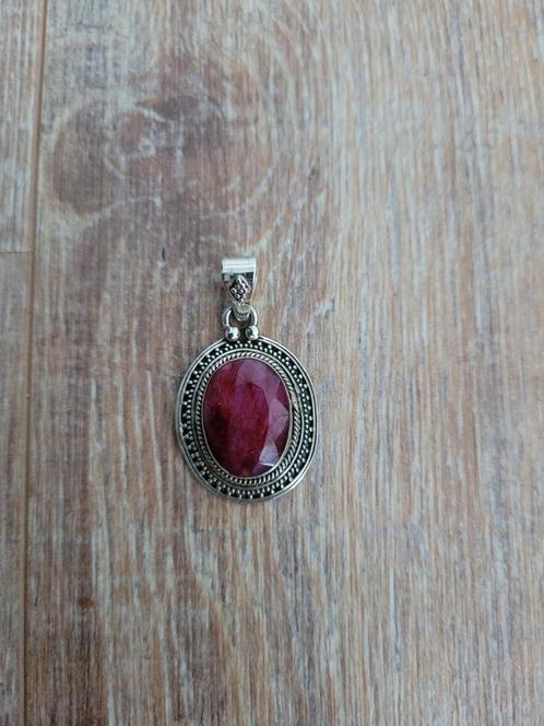 Nieuw! Rode granaat edelsteen hanger 925 zilver, Sieraden, Tassen en Uiterlijk, Kettinghangers, Nieuw, Zilver, Rood, Ophalen of Verzenden