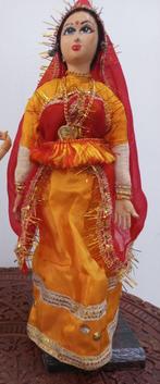 Sierpop - Indiase Kuchipudi danseres op voetstuk 27 cm hoog, Verzamelen, Poppen, Ophalen of Verzenden, Gebruikt, Pop