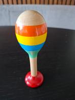 Kleurrijke Houten Rammelaar, Ophalen