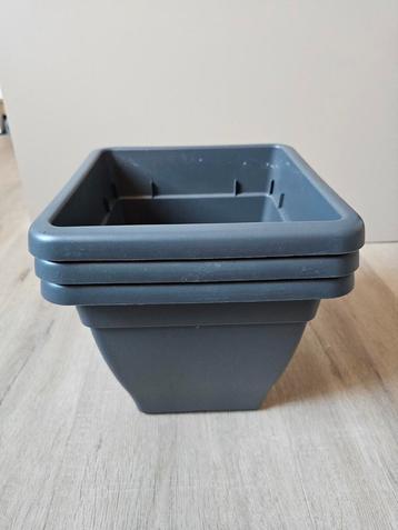 3x Plantenbakken Kunststof Antraciet  beschikbaar voor biedingen