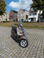 Vespa primavera touring 2018, Fietsen en Brommers, Scooters | Vespa, Ophalen, Overige modellen, Zo goed als nieuw, Benzine