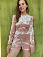 Velvet fluwelen lichtroze playsuit van Glamorous -S/36/Small, Kleding | Dames, Jumpsuits, Hgv, Ophalen of Verzenden, Roze, Maat 36 (S)