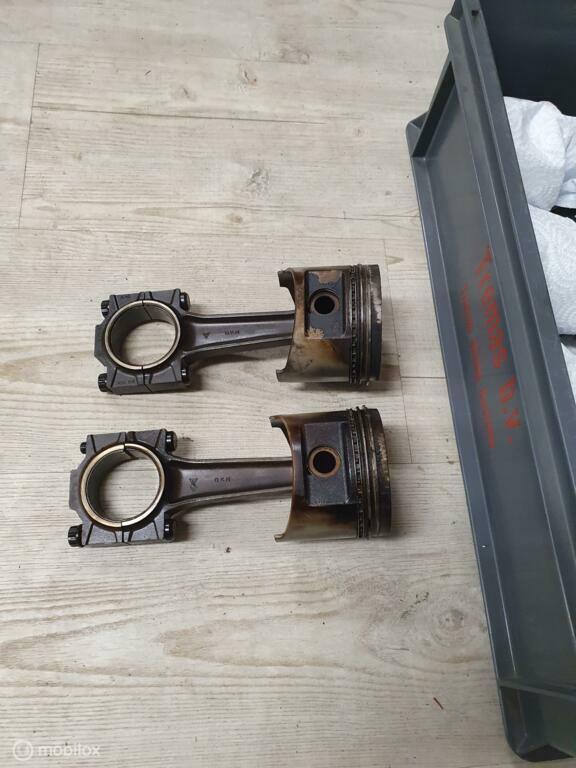 Set zuigers Porsche 928 4.5, Auto-onderdelen, Motor en Toebehoren, Gebruikt, Ophalen of Verzenden