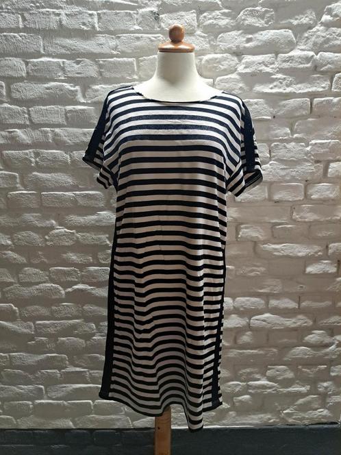 Jurk monari maat 38, Kleding | Dames, Jurken, Zo goed als nieuw, Maat 38/40 (M), Zwart, Knielengte, Verzenden