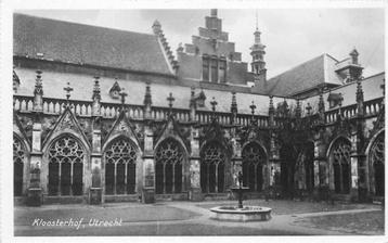 (377-653-021) Utrecht Kloosterhof beschikbaar voor biedingen
