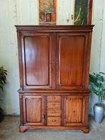 Klassieke Engelse wandkast, servieskast, cabinet