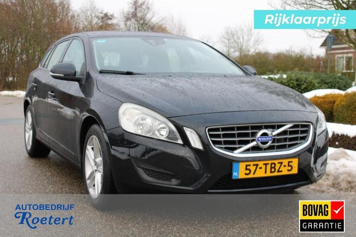 Volvo V60 1.6 T3 150pk Kinetic ECC/cruise/navi/PDC/trekhaak, Auto's, Volvo, Bedrijf, V60, ABS, Airbags, Airconditioning, Bluetooth