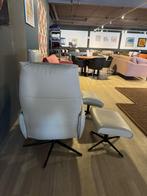 Relaxfauteuil luxe dikleder zilver grijs met voetenbank, Huis en Inrichting, Fauteuils, Ophalen, Nieuw, 75 tot 100 cm, Silver grey relaxfauteuil