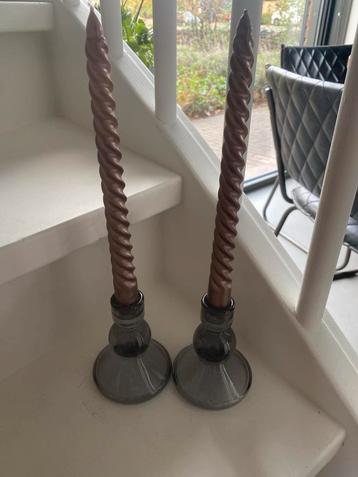 Set van 2 Kandelaren beschikbaar voor biedingen