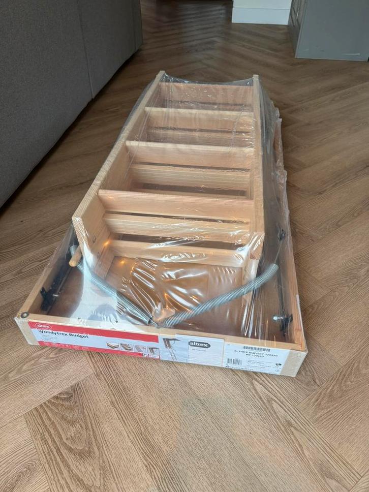 Vlizotrap Altrex 120 x 60, Doe-het-zelf en Verbouw, Ladders en Trappen, Nieuw, Trap, 2 tot 4 meter, Opvouwbaar of Inschuifbaar