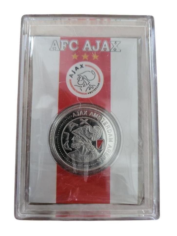 Ajax Amsterdam Arena penning gekleurd in blister en cassette, Postzegels en Munten, Penningen en Medailles, Overige materialen