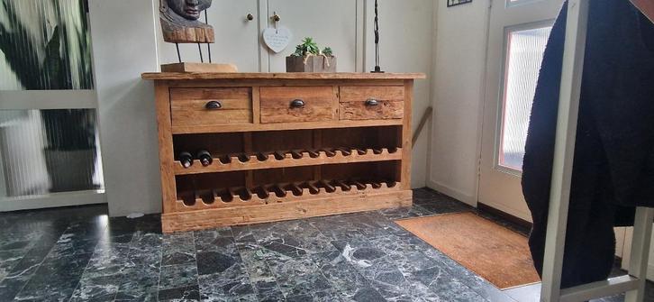 wijnkast, Huis en Inrichting, Woonaccessoires | Wijnrekken, Zo goed als nieuw, 75 cm of meer, Hout, 15 tot 25 flessen, Ophalen
