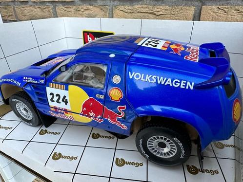 VOLKSWAGEN RACE TOUAREG DAKAR RALLY 2004 RED BULL Bburago, Hobby en Vrije tijd, Modelauto's | 1:18, Nieuw, Auto, Bburago, Ophalen of Verzenden